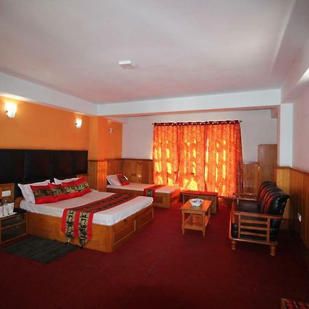 Delight Royal Lachung Exterior foto