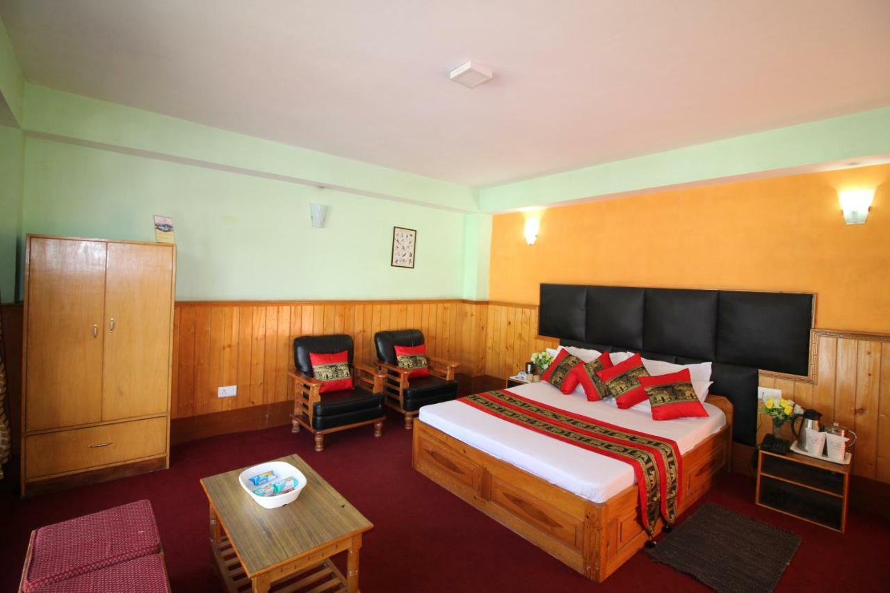 Delight Royal Lachung Exterior foto