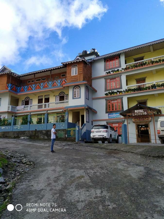 Delight Royal Lachung Exterior foto